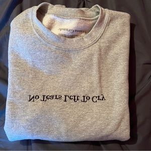 ARIANA GRANDE CREWNECK